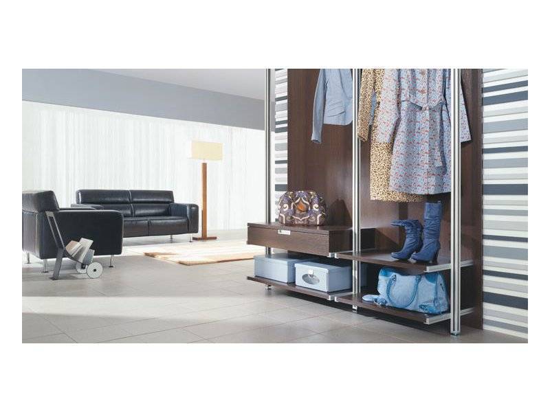 небольшая прихожая в Нижневартовске