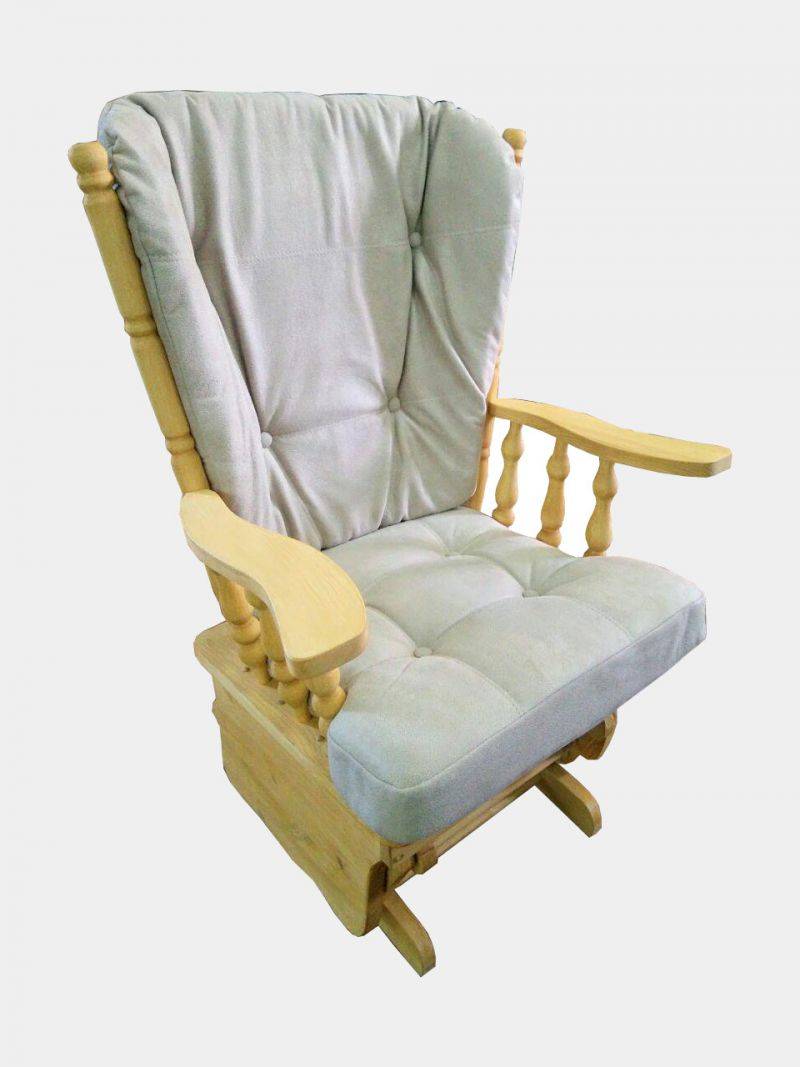 кресло-качалка из светлого дерева в Нижневартовске