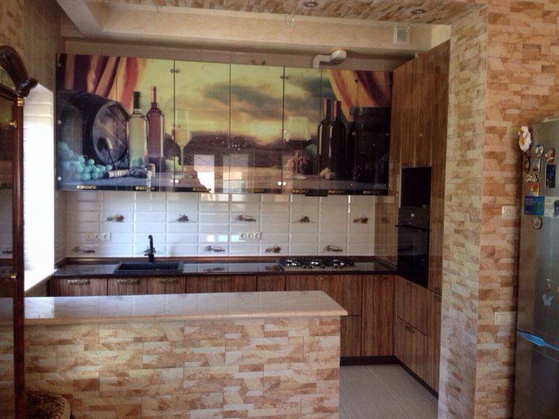 кухня прямая с фотопечатью в Нижневартовске