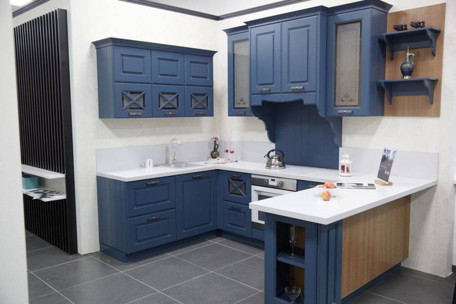 угловая кухня модерн в Нижневартовске