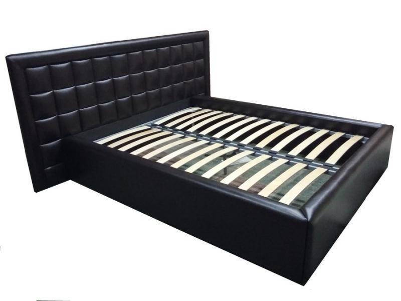 кровать с красивыми геометрическими формами в виде квадратов куб в Нижневартовске