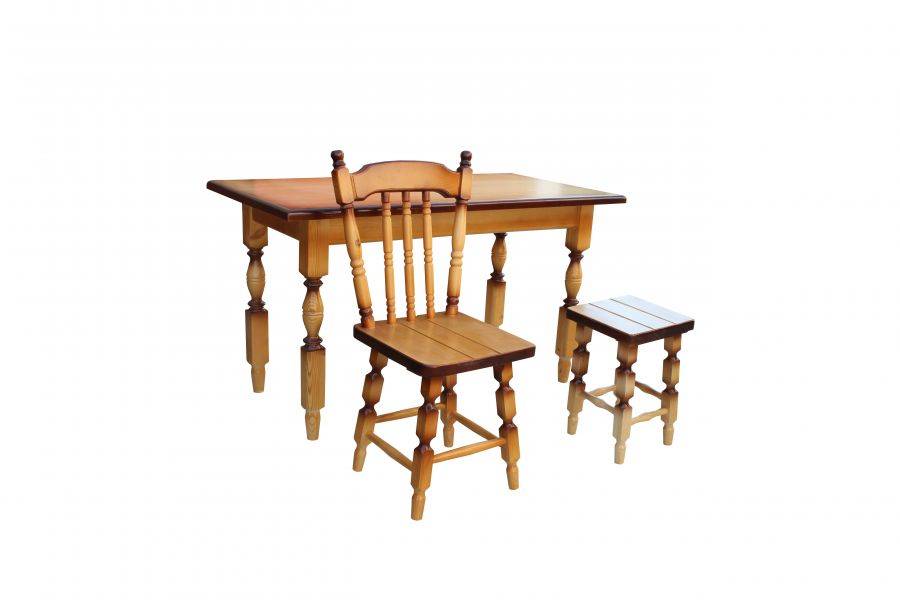 обеденная группа из массива в Нижневартовске