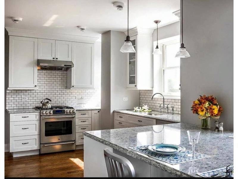 кухня светлая в Нижневартовске