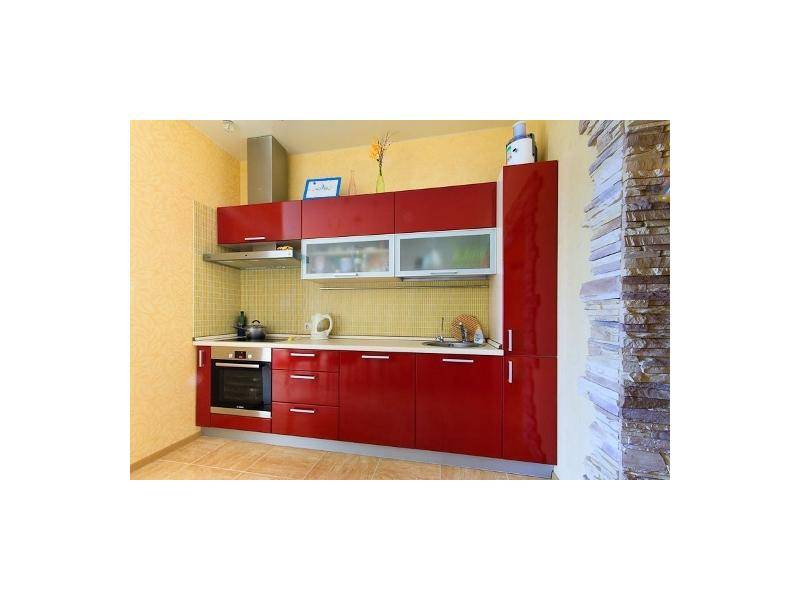 кухня прямая красная в Нижневартовске