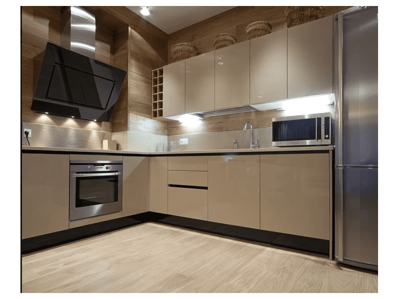 современная угловая кухня в Нижневартовске