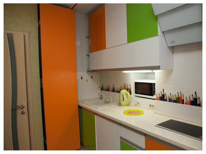 яркая кухня в Нижневартовске