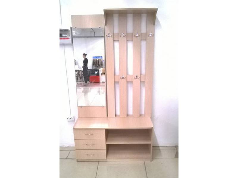 светлая прихожая в Нижневартовске