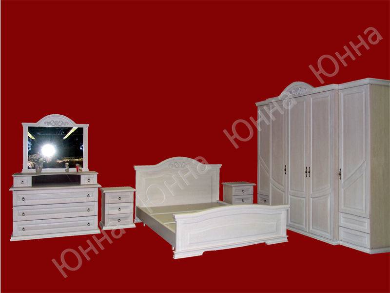 спальный гарнитур в светлых тонах в Нижневартовске