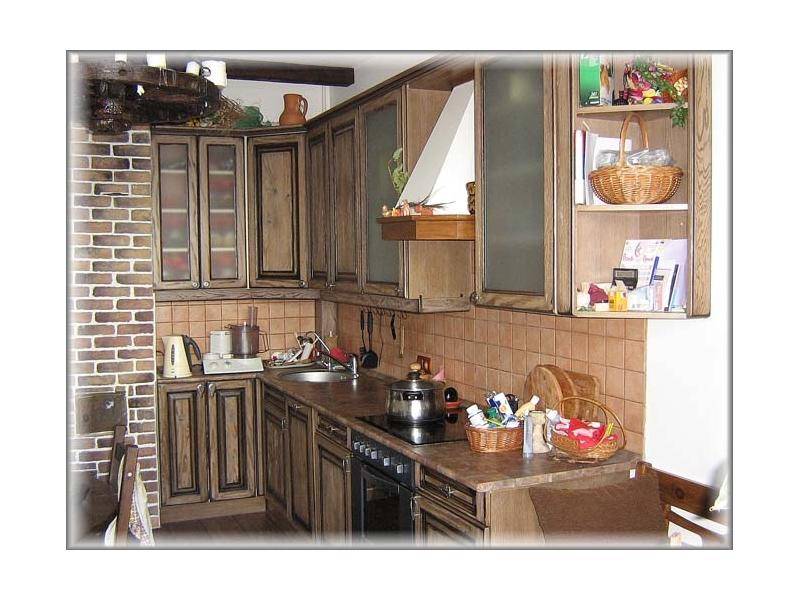 угловая классическая кухня в Нижневартовске