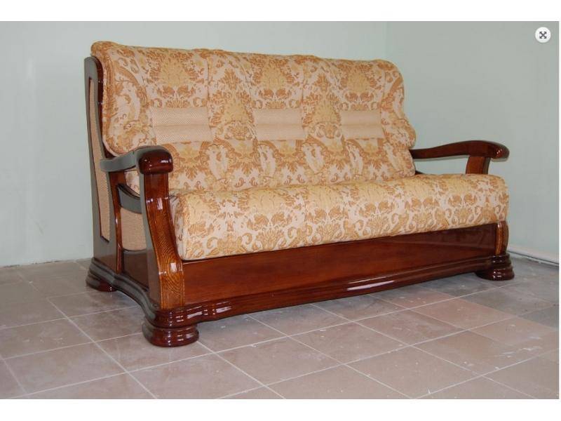 диван с деревянными подлокотниками добрыня в Нижневартовске