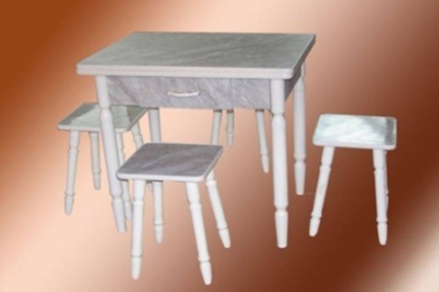 стол обеденный в Нижневартовске