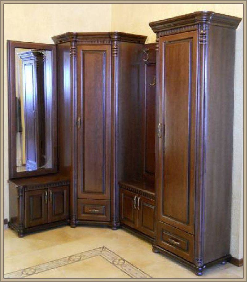 прихожая из массива в Нижневартовске