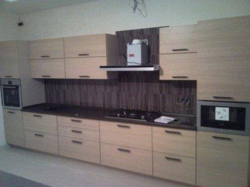 кухонный гарнитур прямой в Нижневартовске