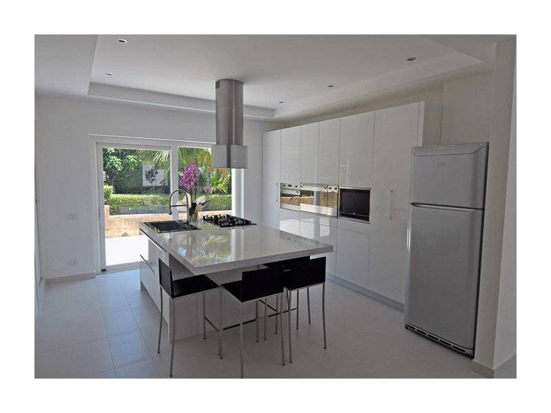 кухня белая chiara в Нижневартовске