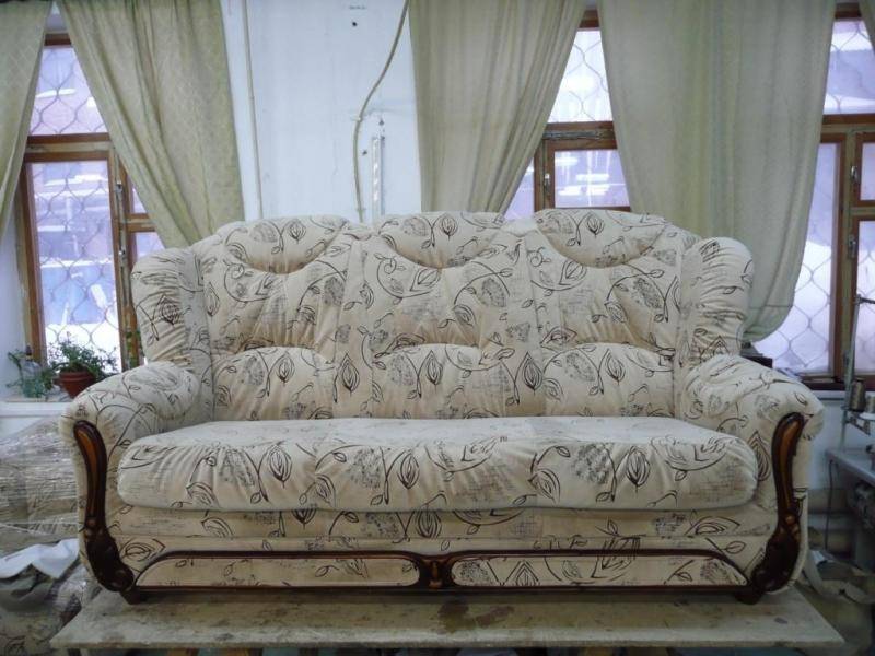 диван прямой в Нижневартовске