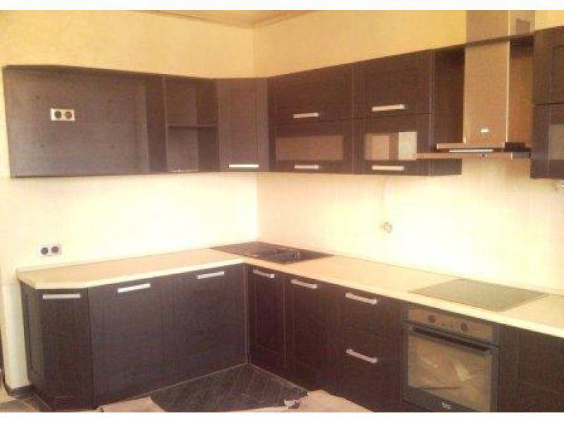 кухонный гарнитур угловой венге в Нижневартовске