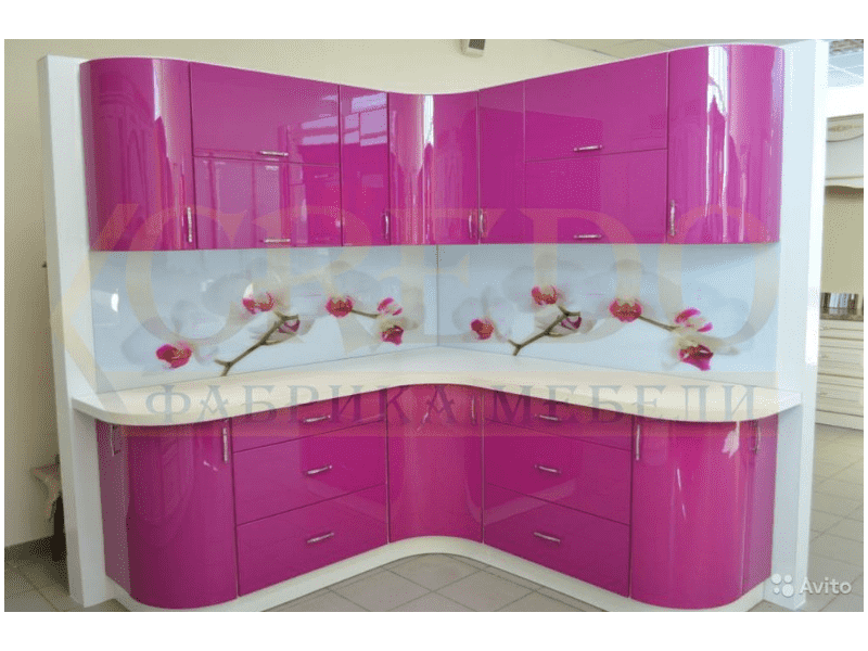 радиусная кухня розовая в Нижневартовске