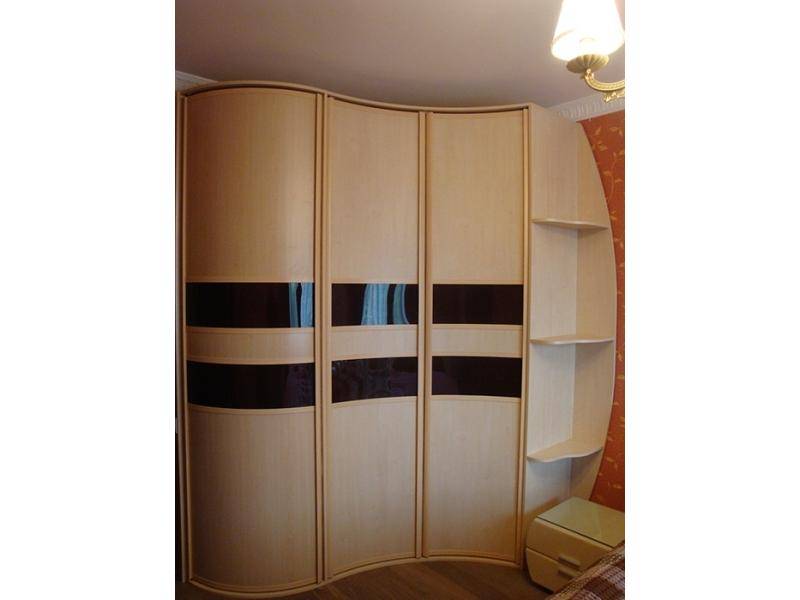 радиусный шкаф с боковыми полками в Нижневартовске