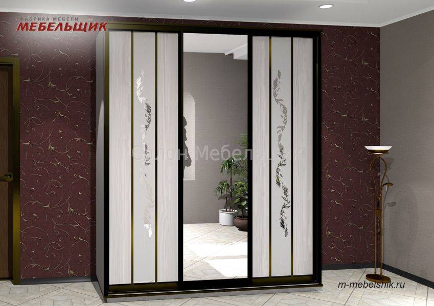 шкаф-купе зеркало с пескоструйным рисунком в Нижневартовске