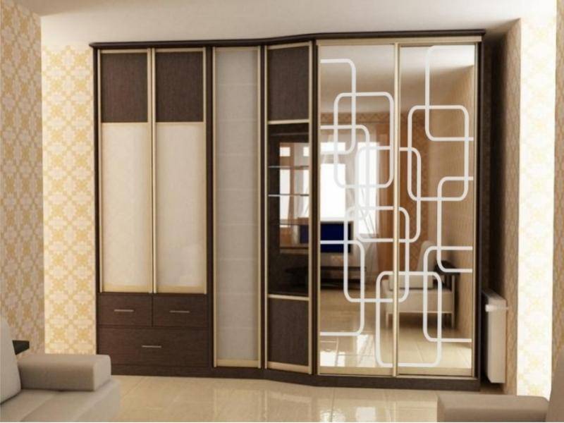 большой шкаф в гостиную 6 в Нижневартовске