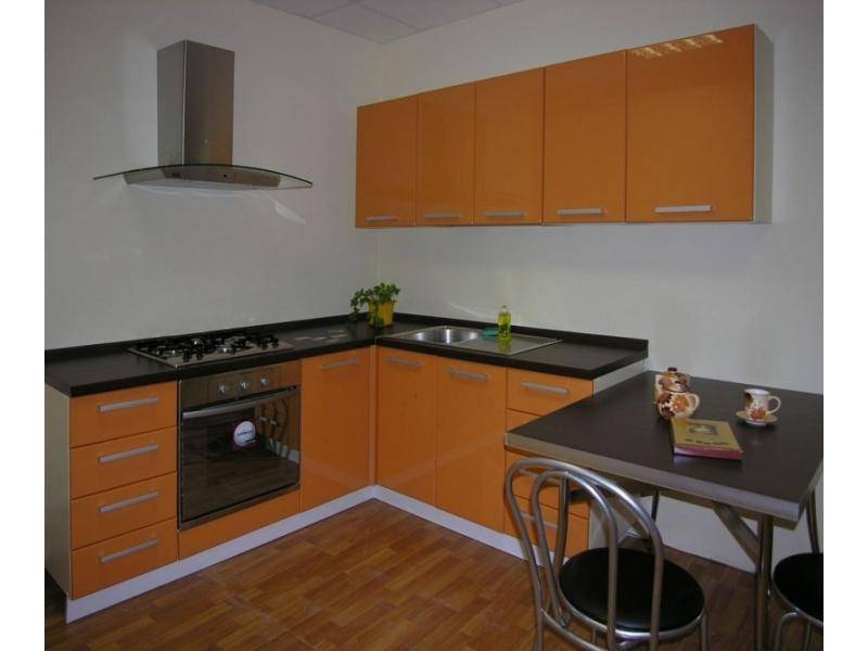 кухонный гарнитур угловой 17 в Нижневартовске