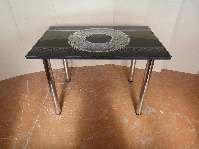 прямоугольный обеденный стол в Нижневартовске