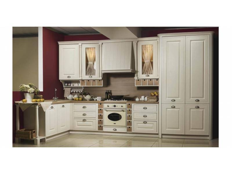 светлая кухня вилладж в Нижневартовске