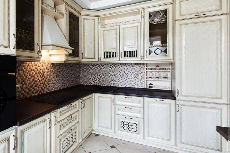 классическая кухня дуб в Нижневартовске