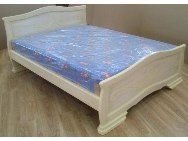 кровать в спальню в Нижневартовске