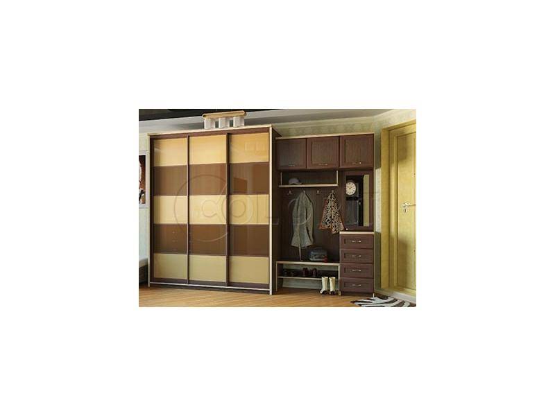 прихожая со шкафом-купе в Нижневартовске