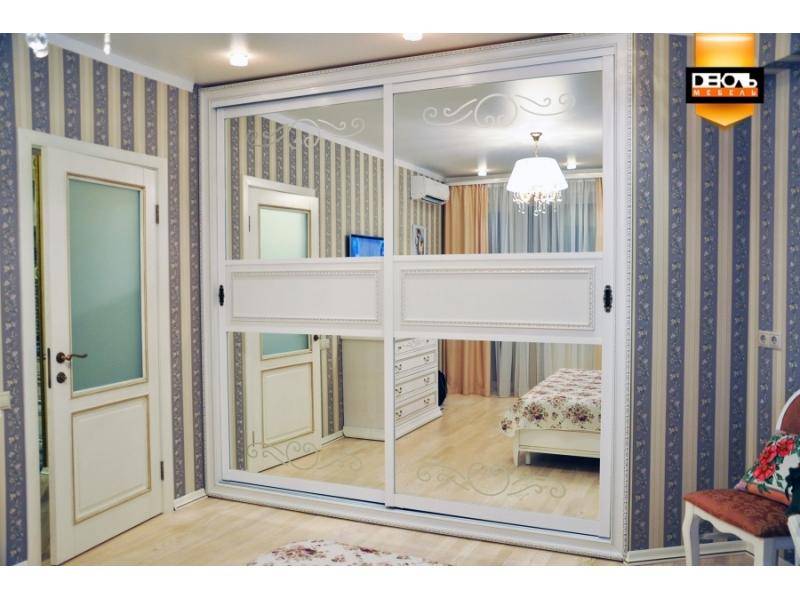 белый шкаф-купе в Нижневартовске