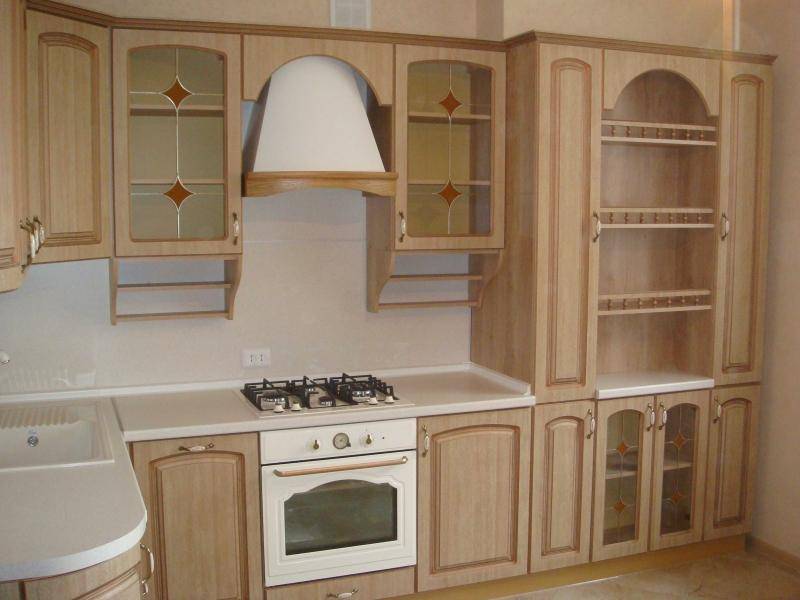 угловая кухня мдф с патиной в Нижневартовске