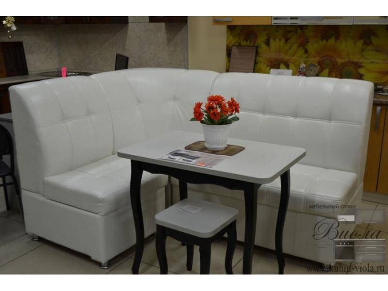 белый кухонный уголок в Нижневартовске