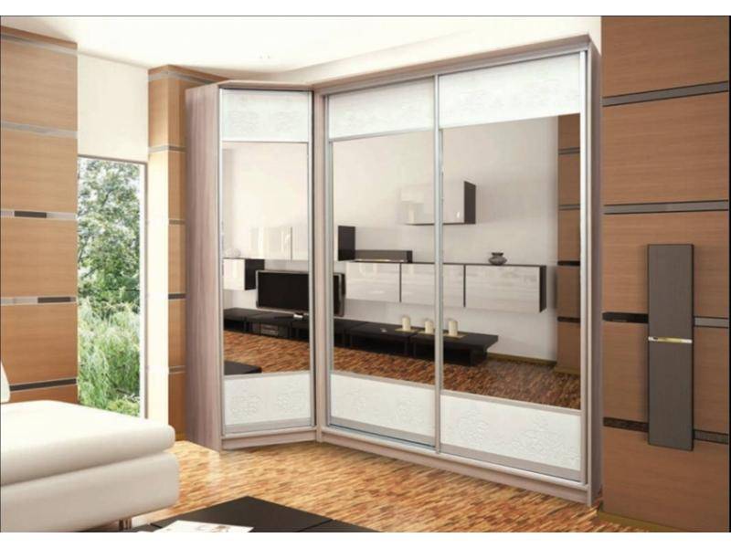 угловой распашной шкаф в Нижневартовске