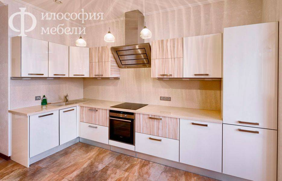 светлая угловая кухня №15 в Нижневартовске