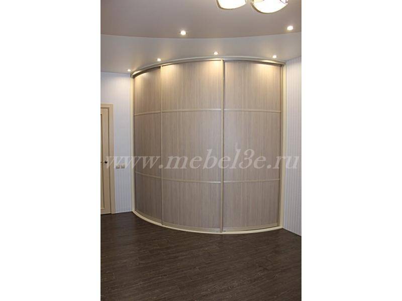 угловой выпуклый шкаф купе в Нижневартовске