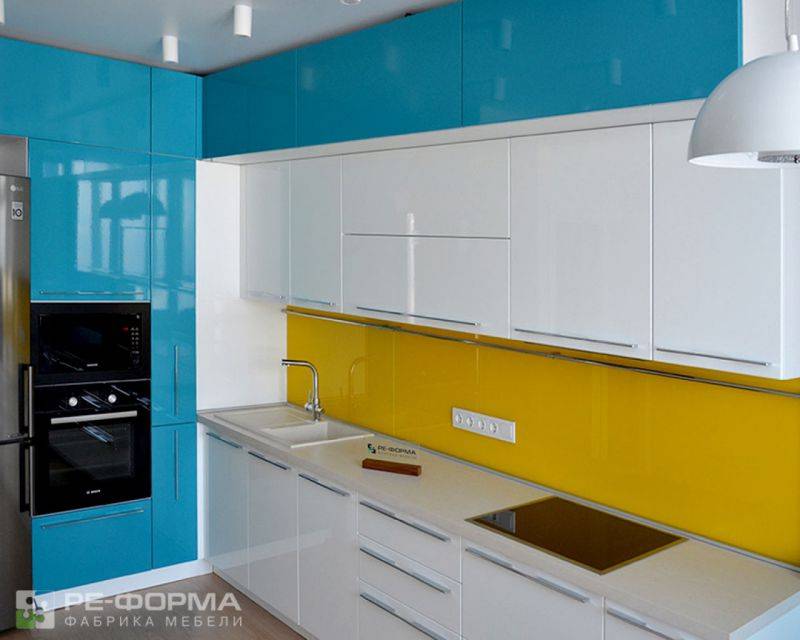 яркая кухня 006 в Нижневартовске