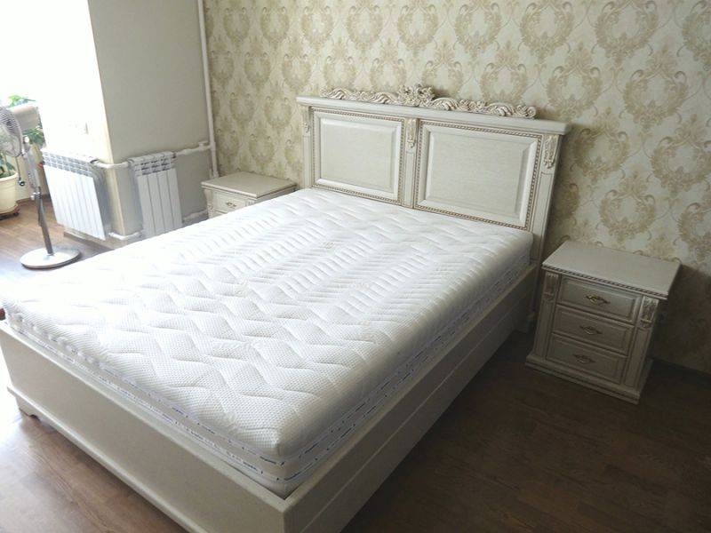 белый спальный гарнитур в Нижневартовске