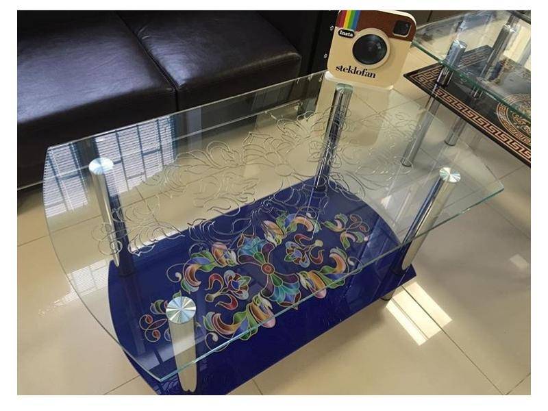 стеклянный стол в Нижневартовске