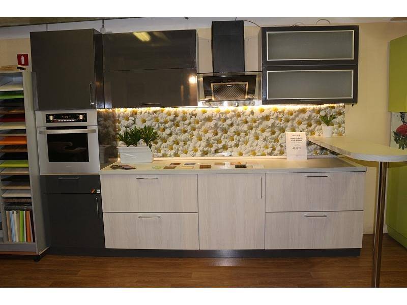 кухня пластик есо шпон - графит/ясень в Нижневартовске