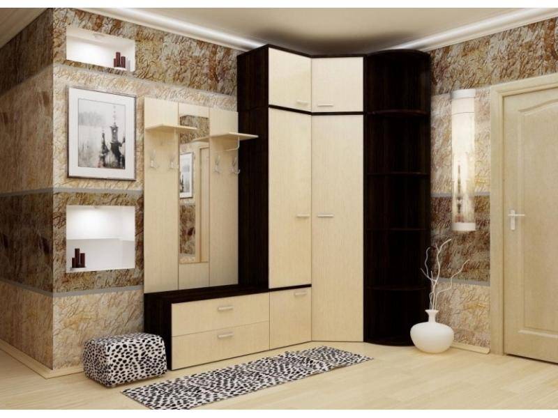 прихожая с угловым шкафом в Нижневартовске