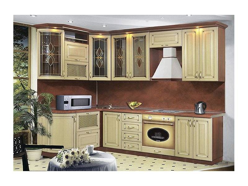 светлая классическая кухня 25 в Нижневартовске