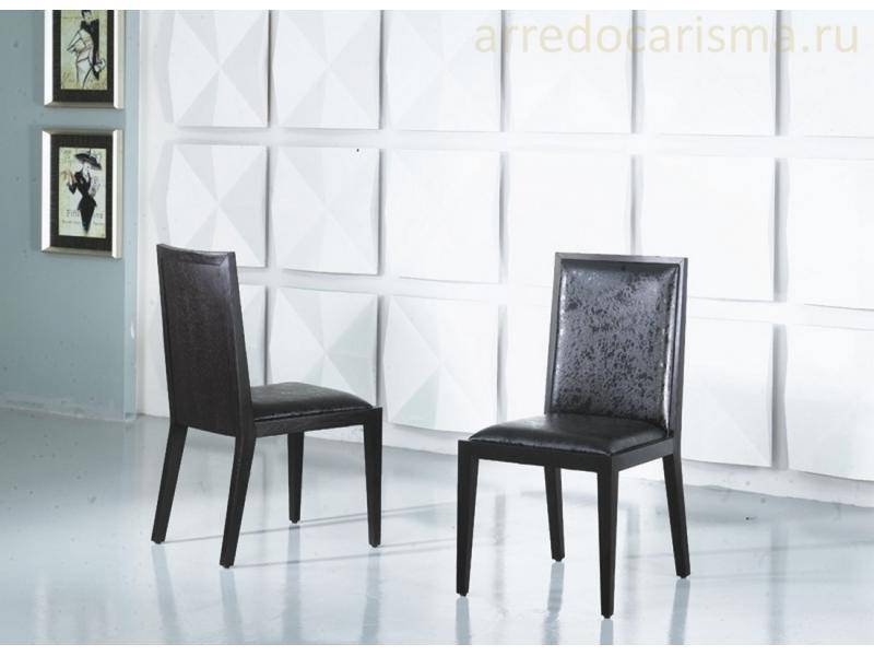 стул из мягкой натуральной кожи и массива дуба в Нижневартовске