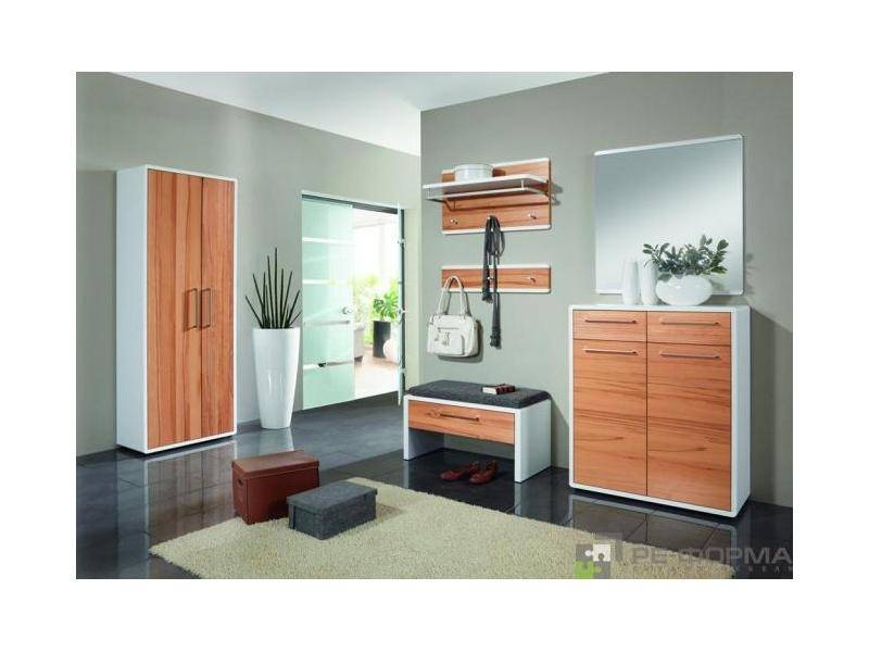 прихожая 32 в Нижневартовске