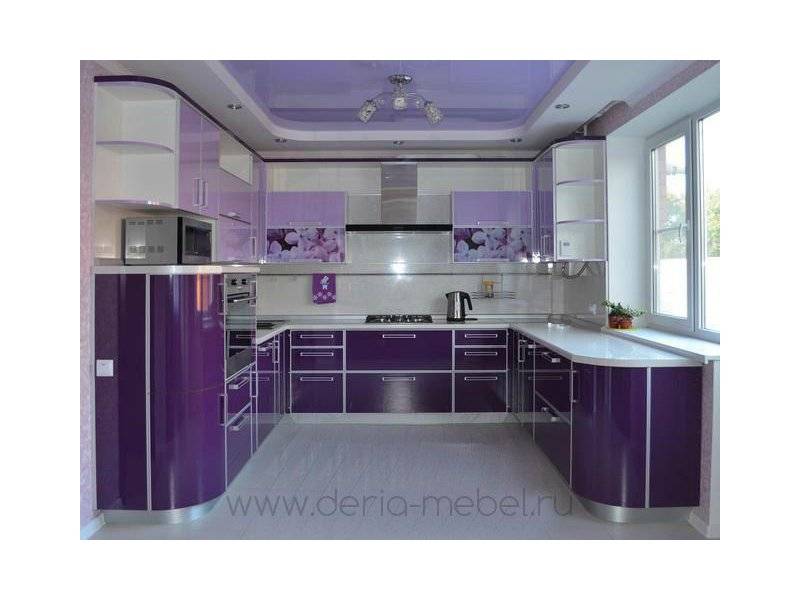 фиолетовая п-образная кухня в Нижневартовске