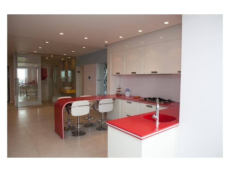 угловая кухня в Нижневартовске