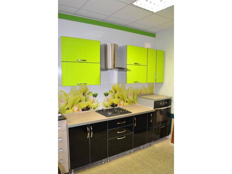 кухня с фасадом акриловый пластик в Нижневартовске