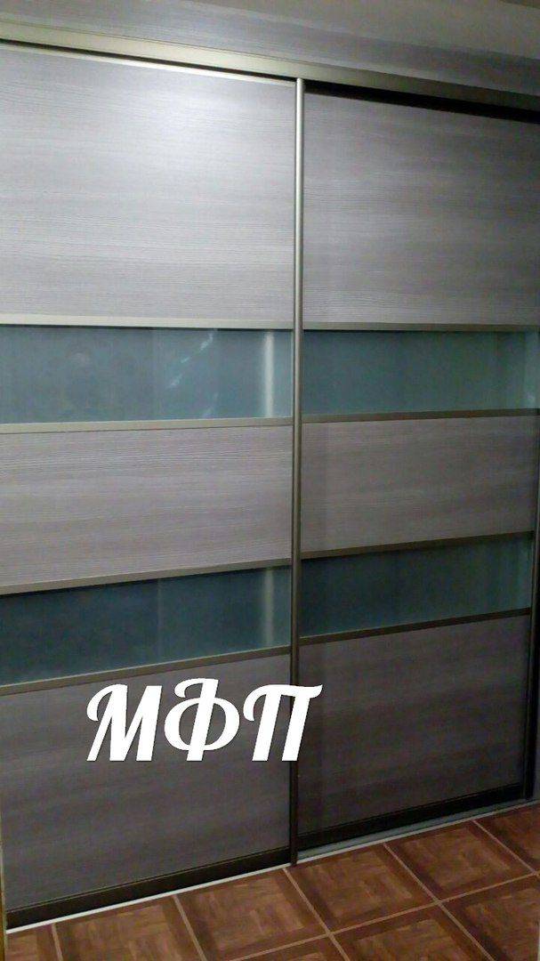 встроенный шкаф-купе с матовыми стеклами в Нижневартовске