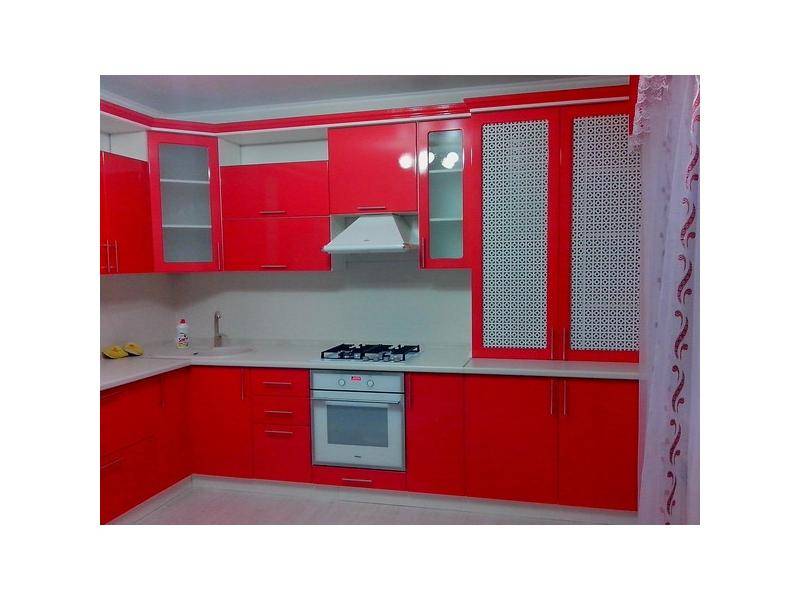 красная угловая кухня грета в Нижневартовске