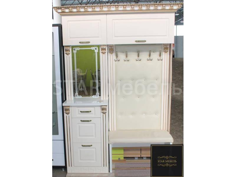 светлая прихожая в Нижневартовске